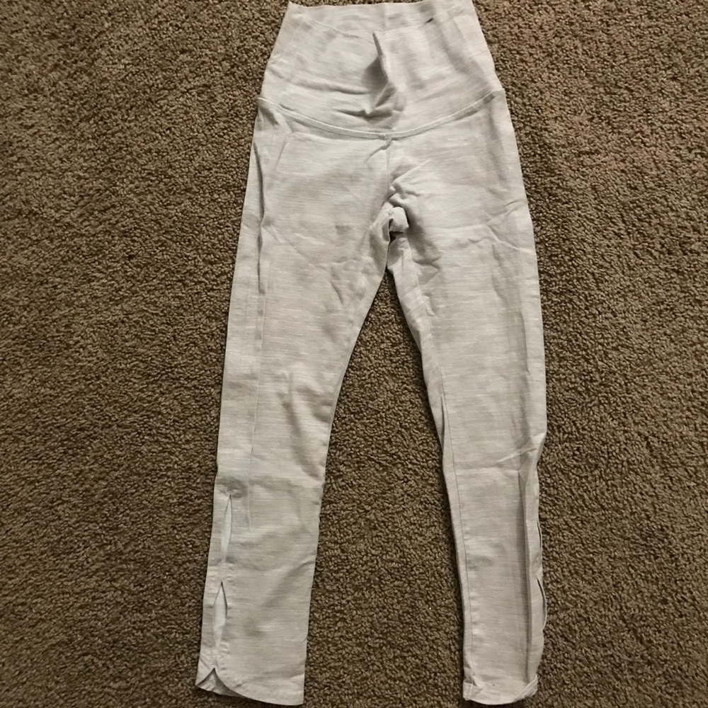 American Eagle 🦅 Aerie Yoga Cutout Crop Leggings
